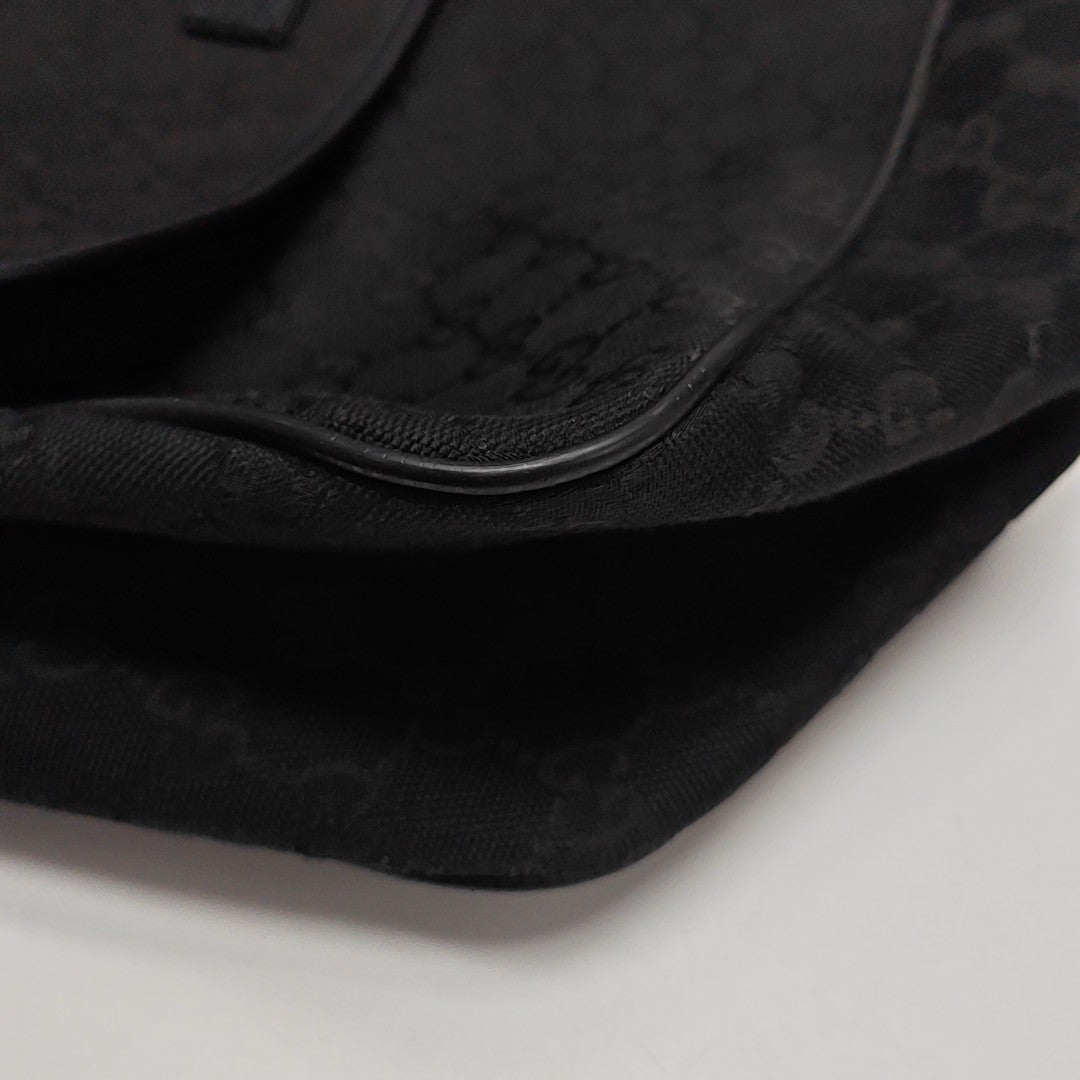 Monogram Canvas Black