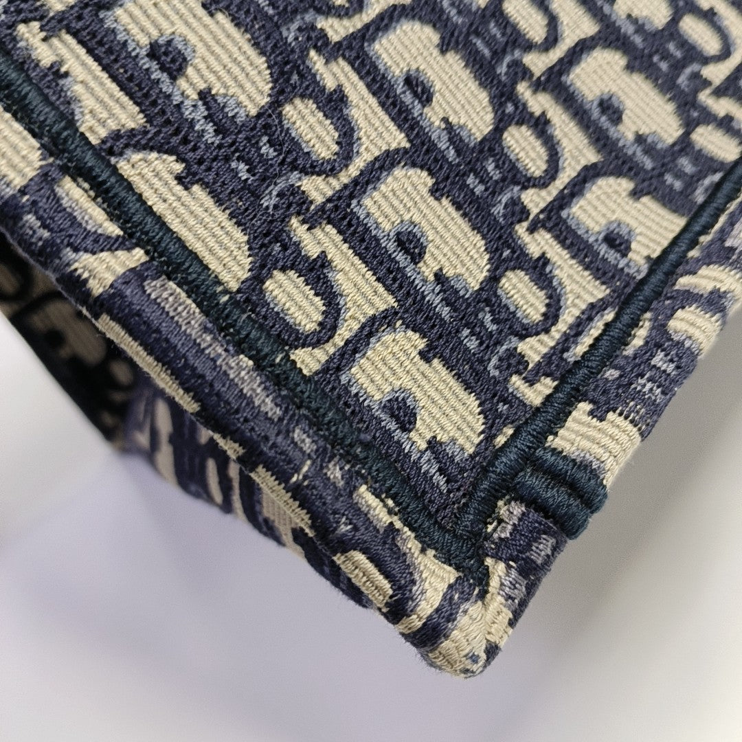 Book Tote Medium Oblique Canvas Blue