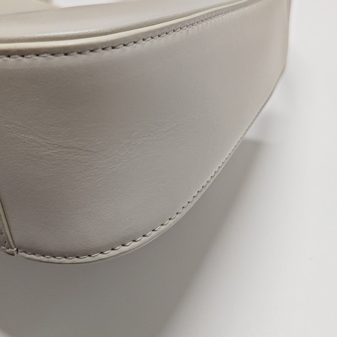 LE 5 À 7 Small Calfskin White