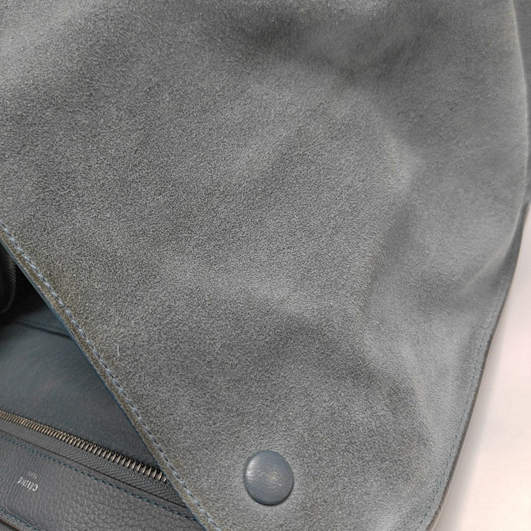 TRAPEZE Medium Calfskin Blue