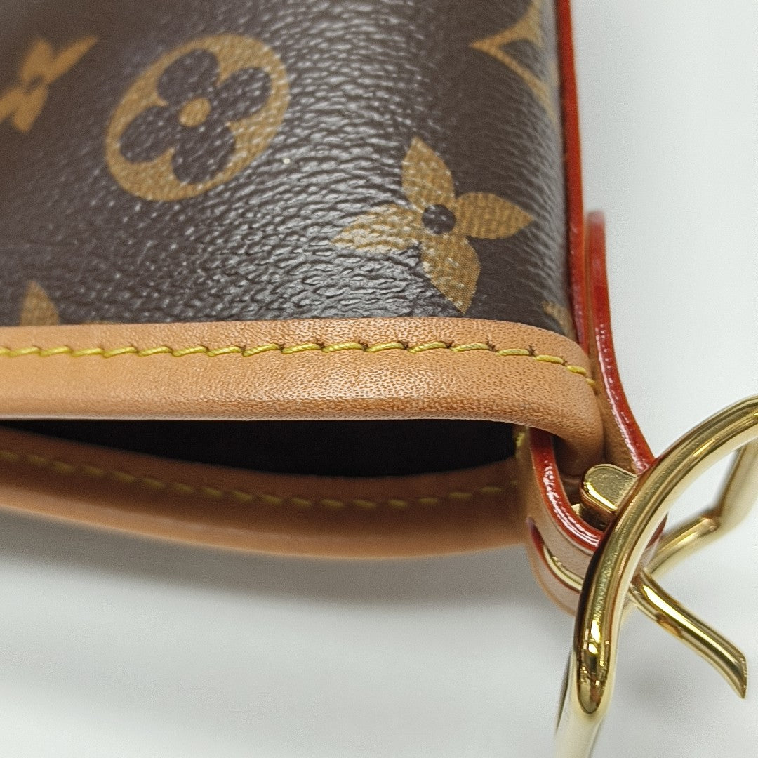 CARRYALL PM Monogram Coated Canvas Brown