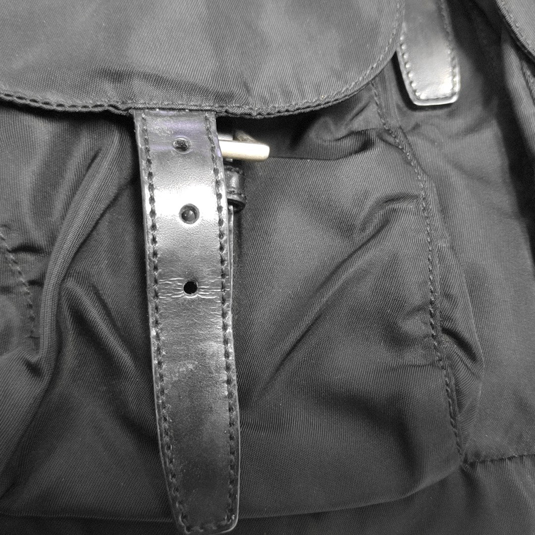 Re-Nylon Medium Nylon Black