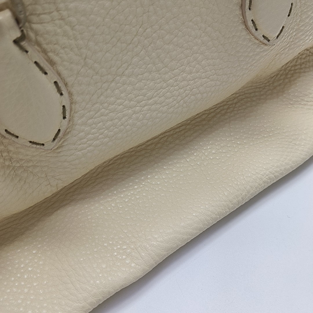 Selleria Quilted Calfskin Beige