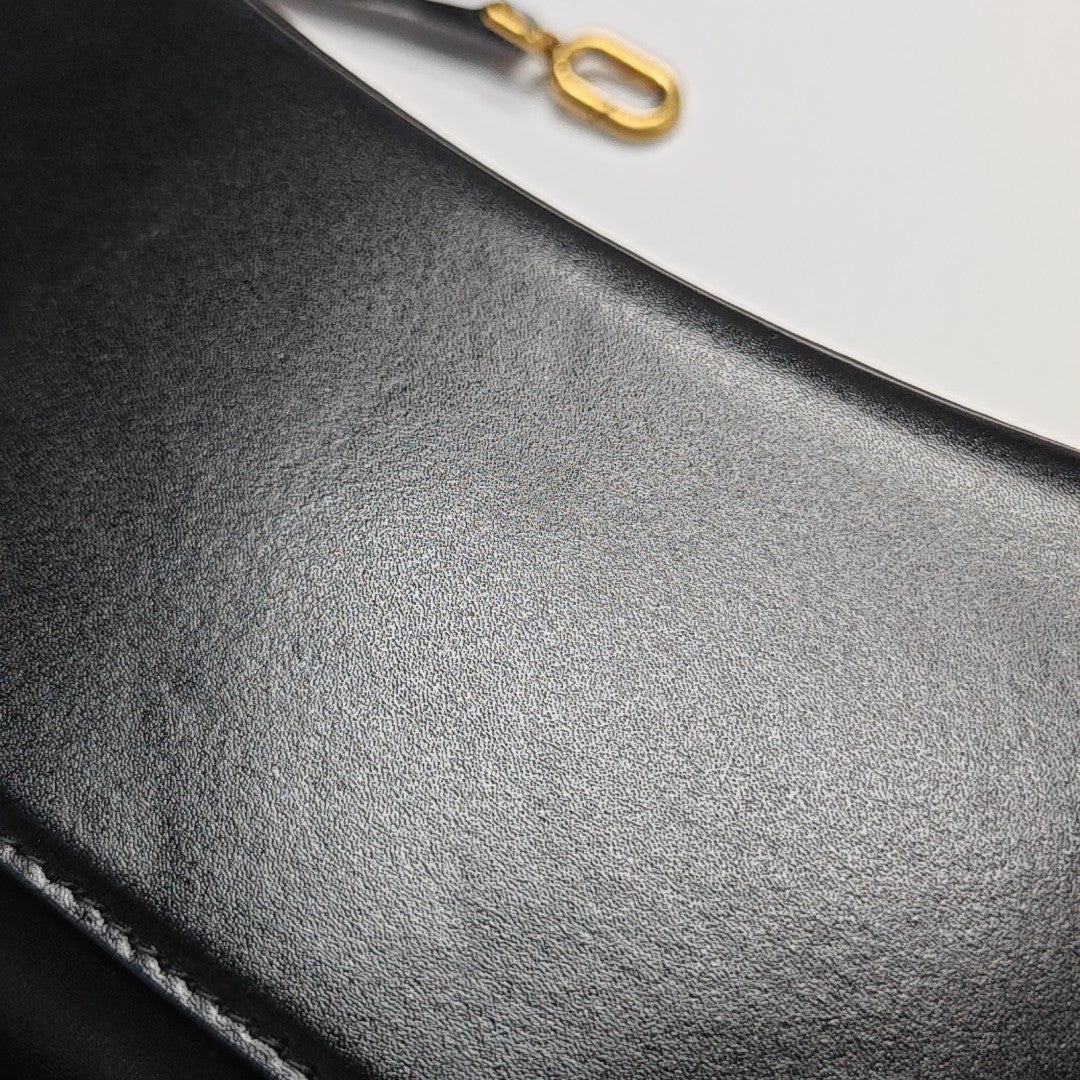Hourglass XS Calfskin Black