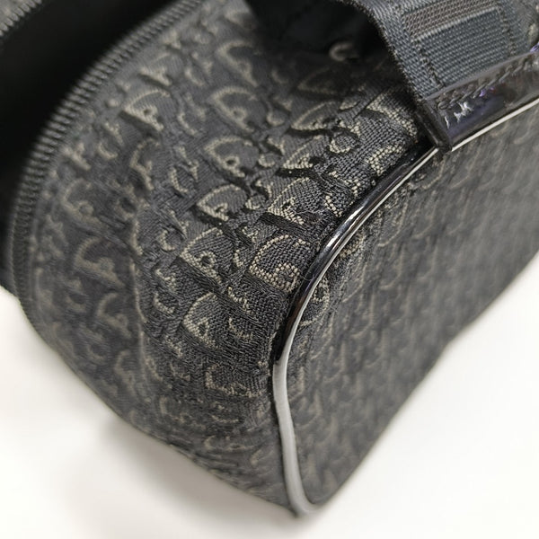 Canvas Black