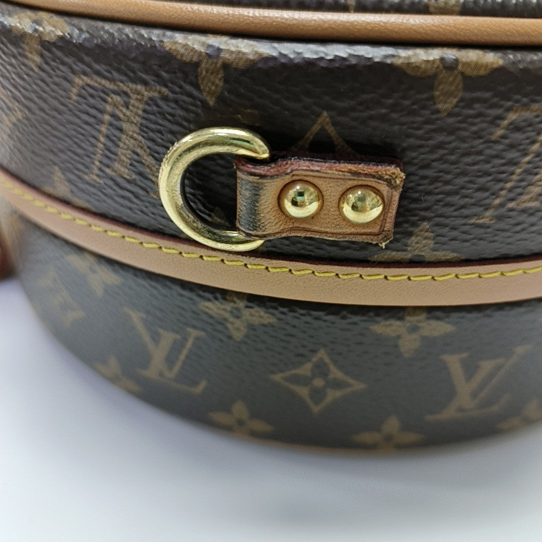 BOITE CHAPEAU PM Monogram Coated Canvas Brown