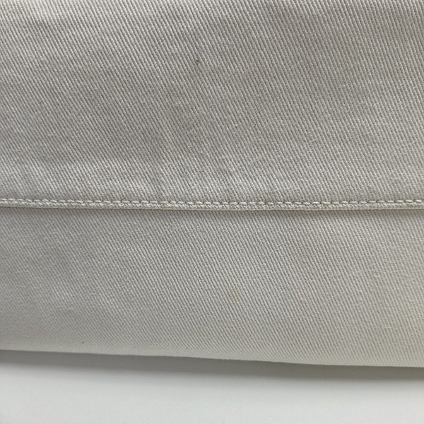 Canvas White