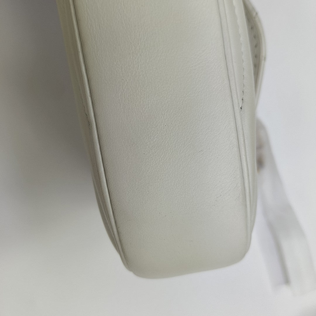 NEW WAVE Quilted Calfskin White
