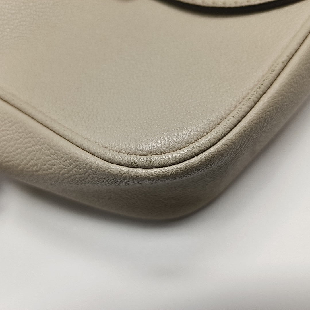 Buckle Calfskin Beige
