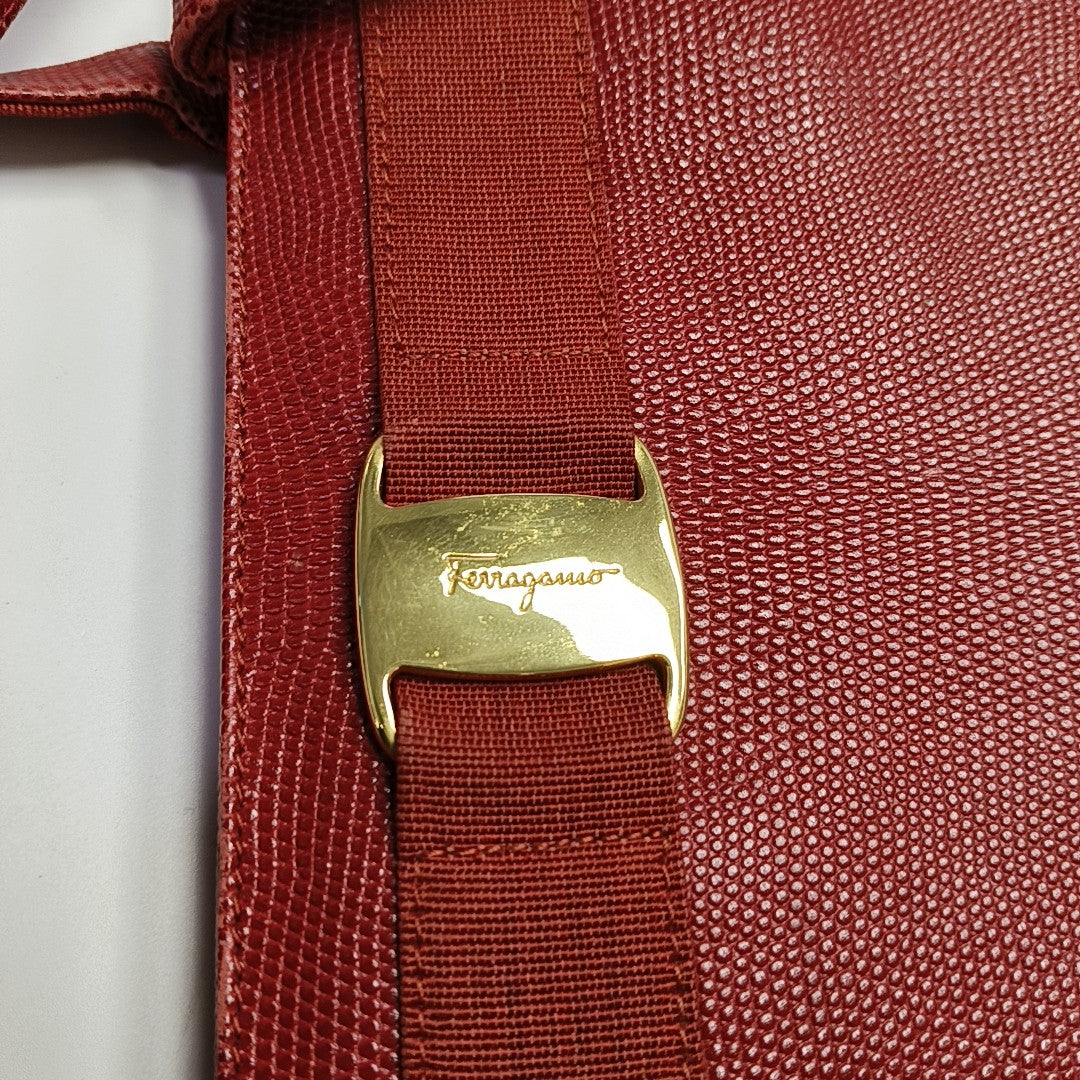 Vara Large Calfskin Red