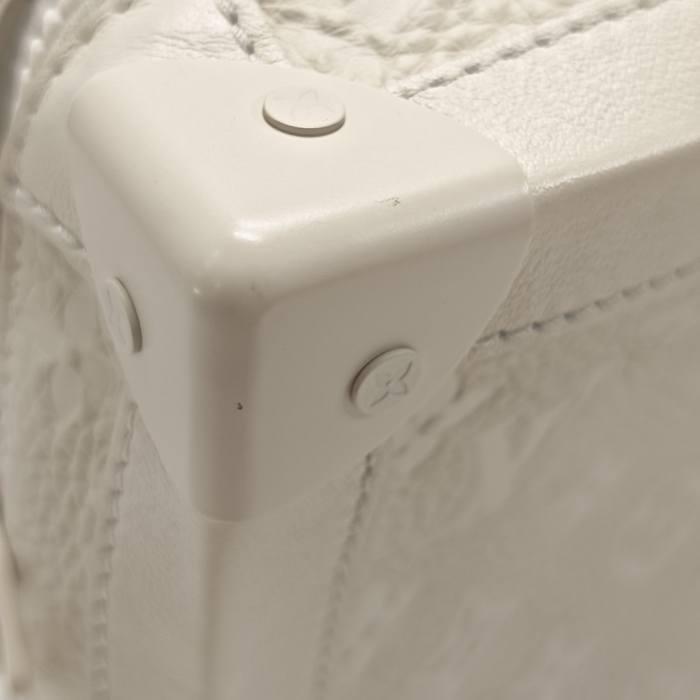 SOFT TRUNK Monogram Calfskin White