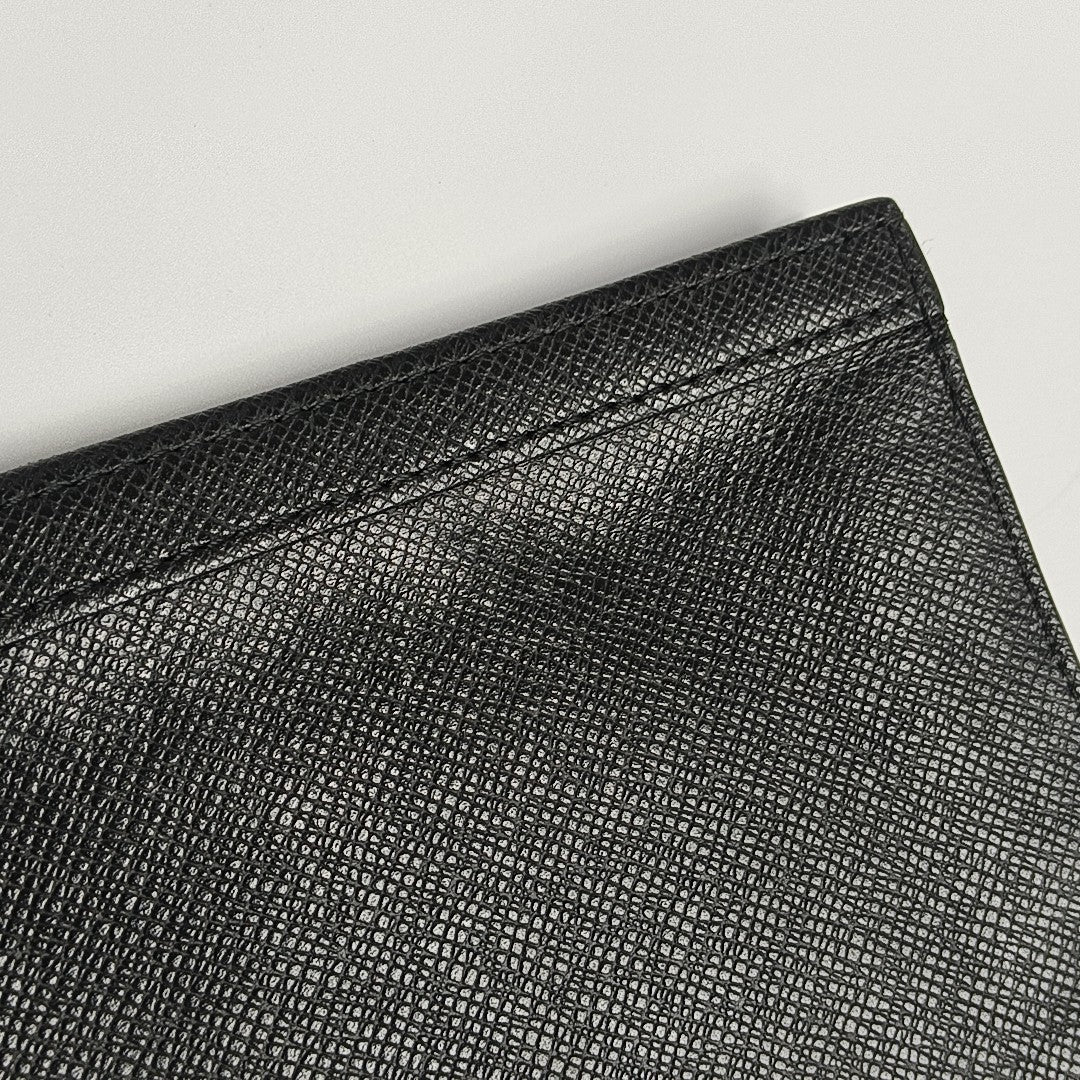 Pochette Voyag MM Calfskin Black