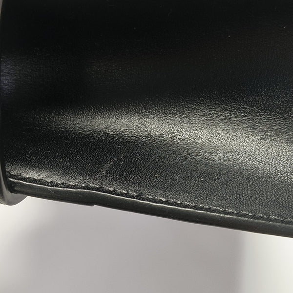 MANHATTAN Small Calfskin Black