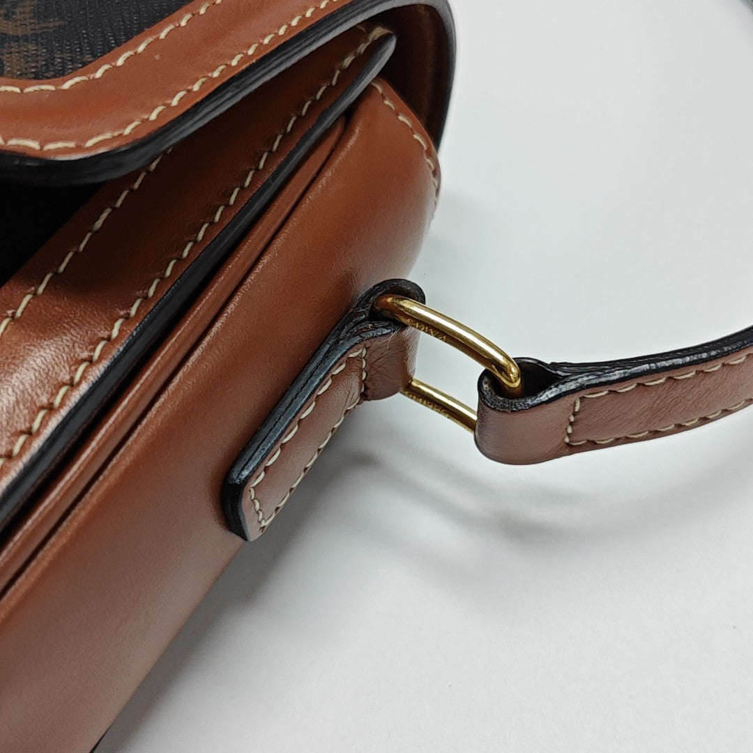 TRIOMPHE Small Coated Canvas Brown