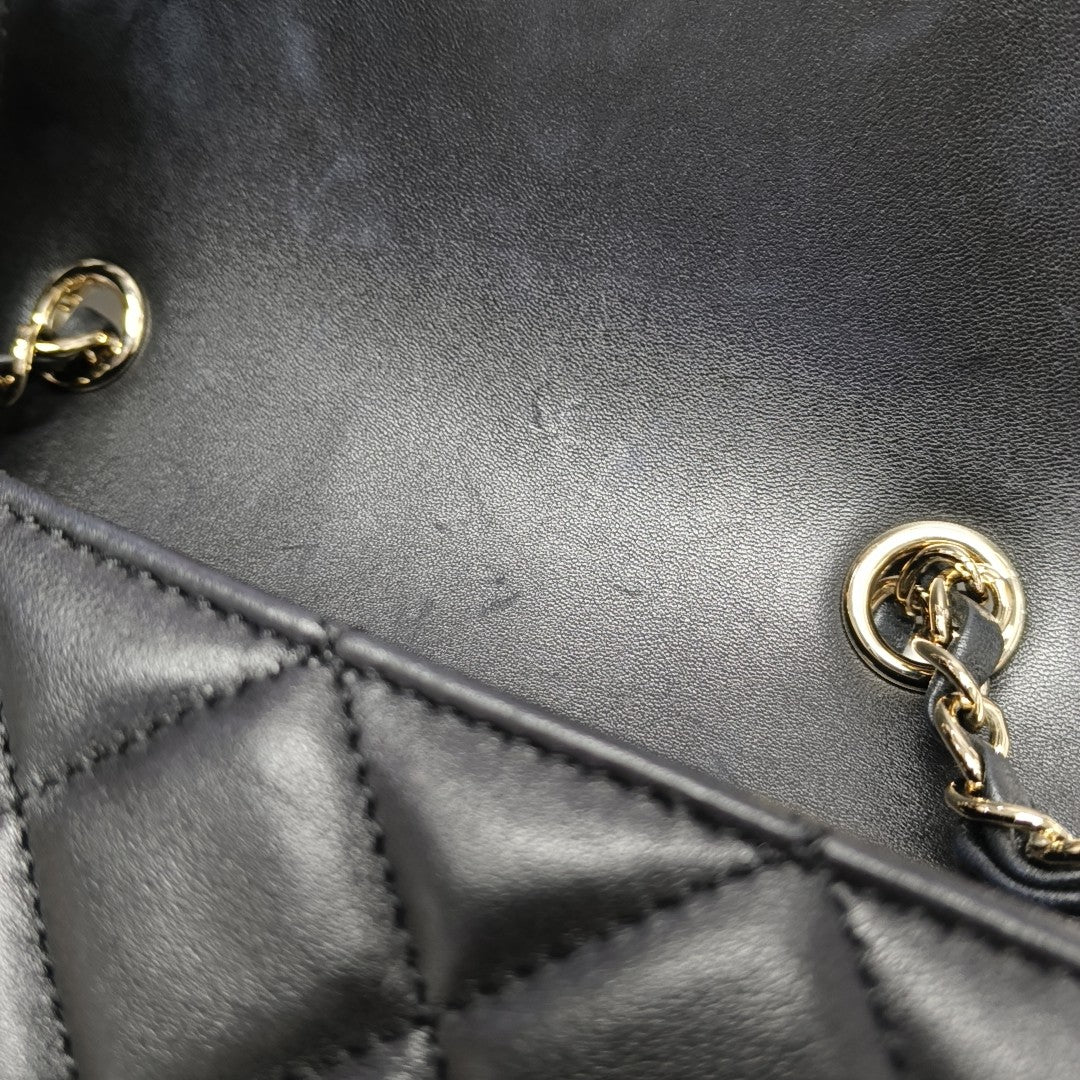 Quilted Lambskin Crossbody Bag Mini Black