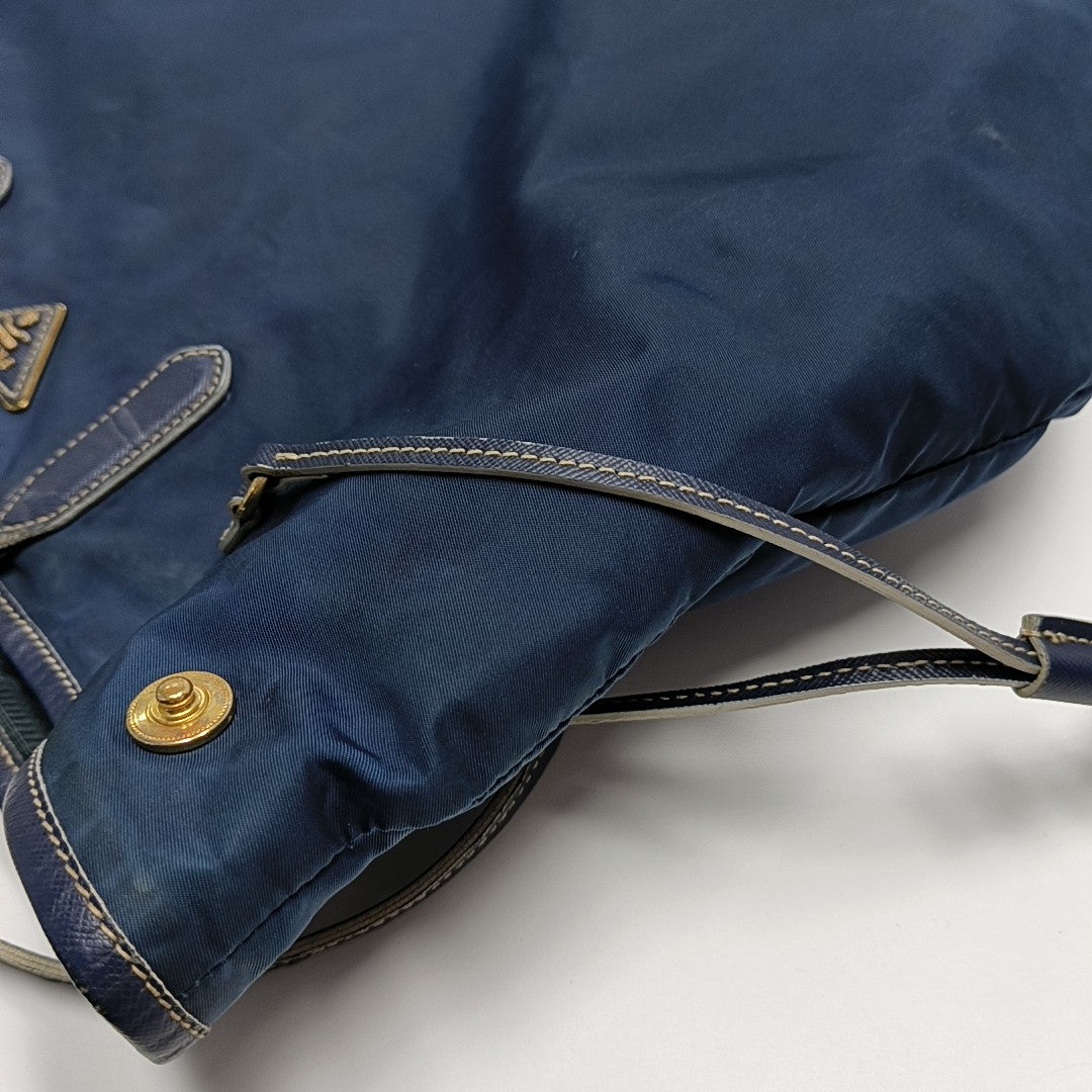 Vitello Phenix Tote Nylon Blue