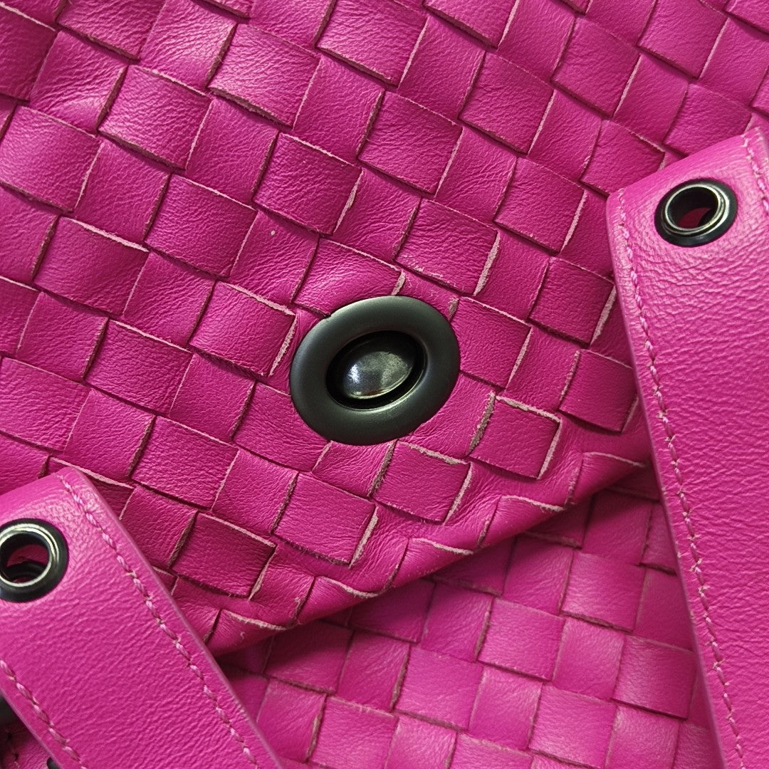 Calfskin Shoulder Bag Red
