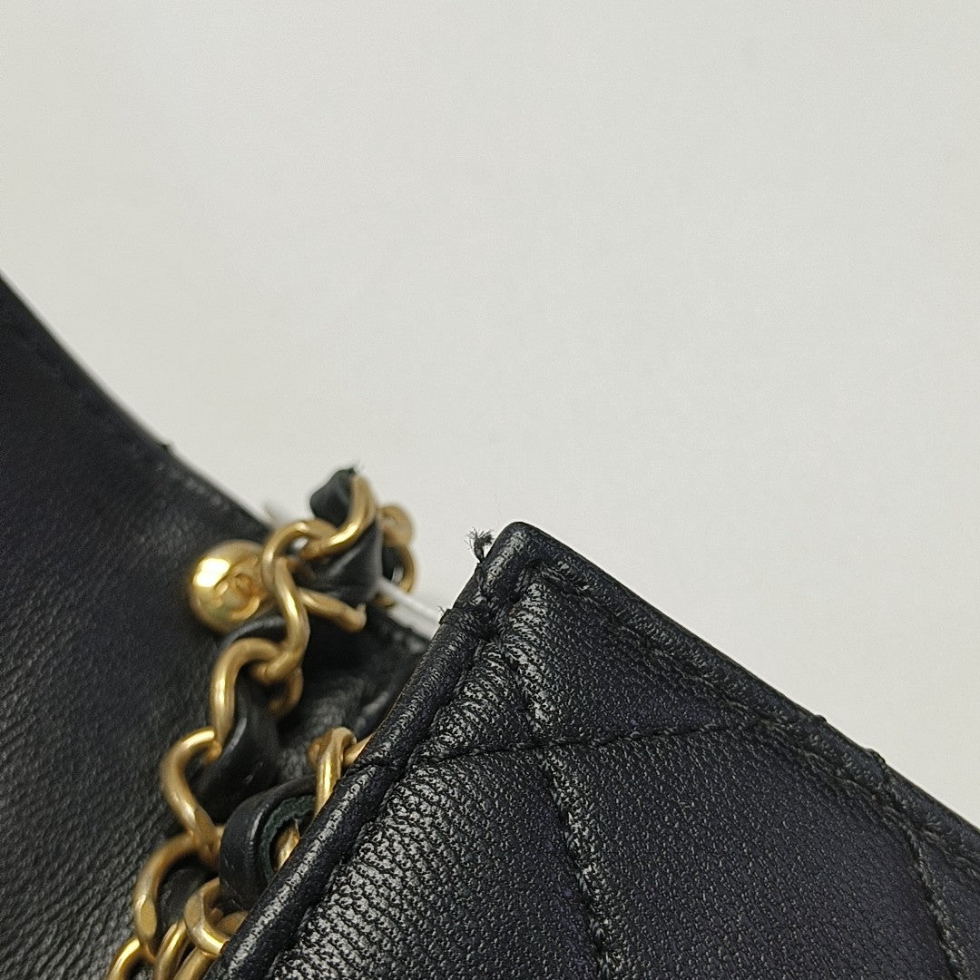 Quilted Lambskin Shoulder Bag Black