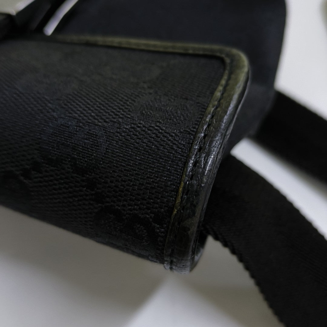 Monogram Canvas Black