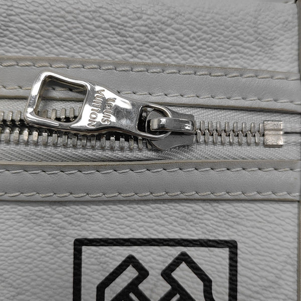 FLAT Monogram Lona Revestida Gris