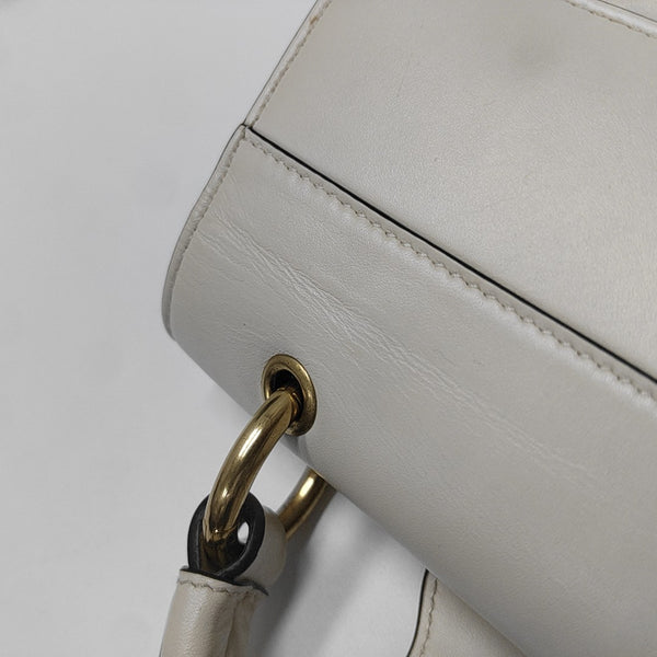 Queen Margaret Small Calfskin White