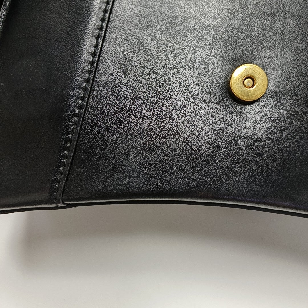 Hourglass S Calfskin Black