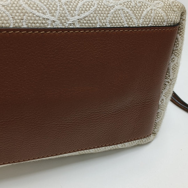 Anagram Small Monogram Canvas Beige