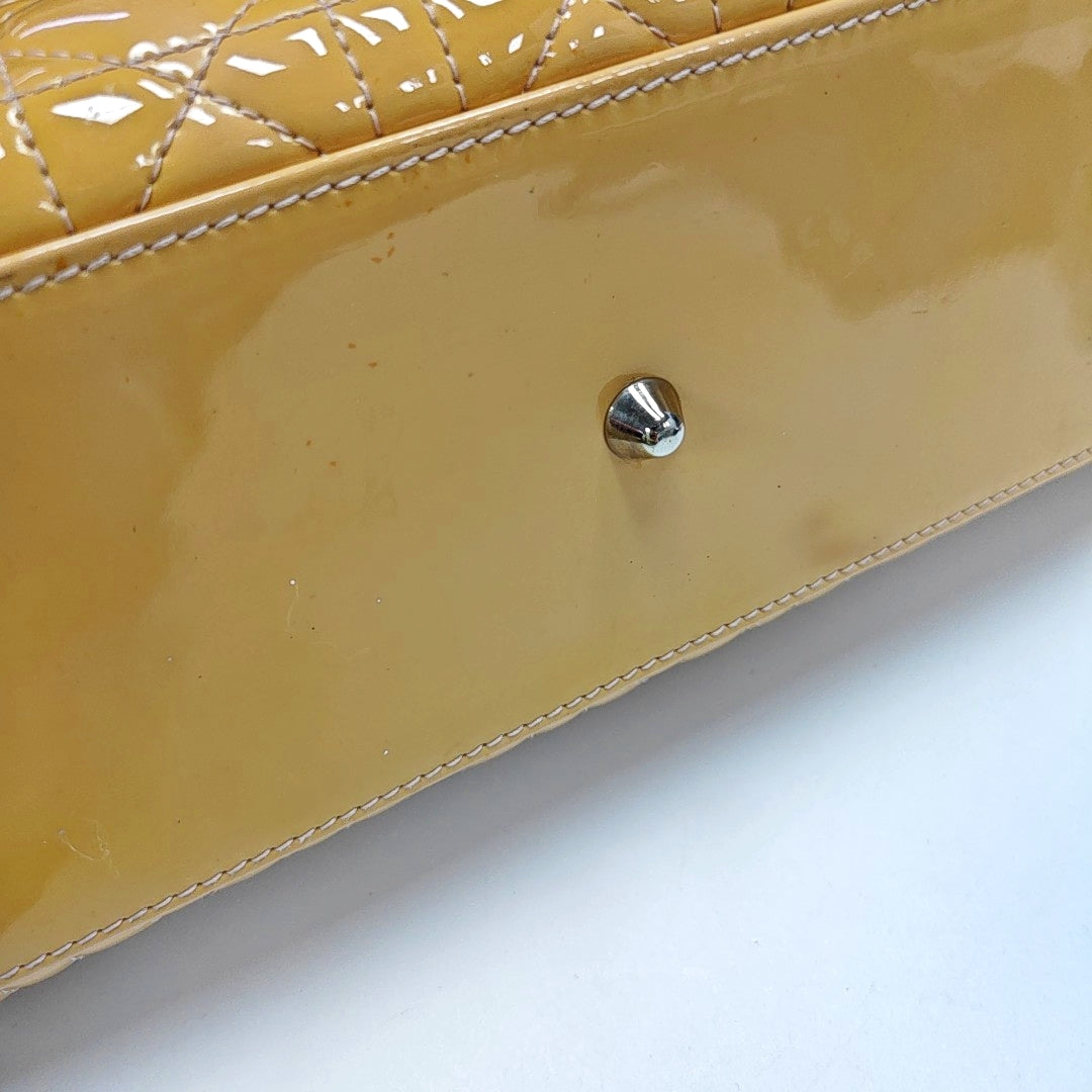 Authenticated pre-owned  Lady Dior Large Cannage Patent Leather Yellow - Tote Bag at Looply