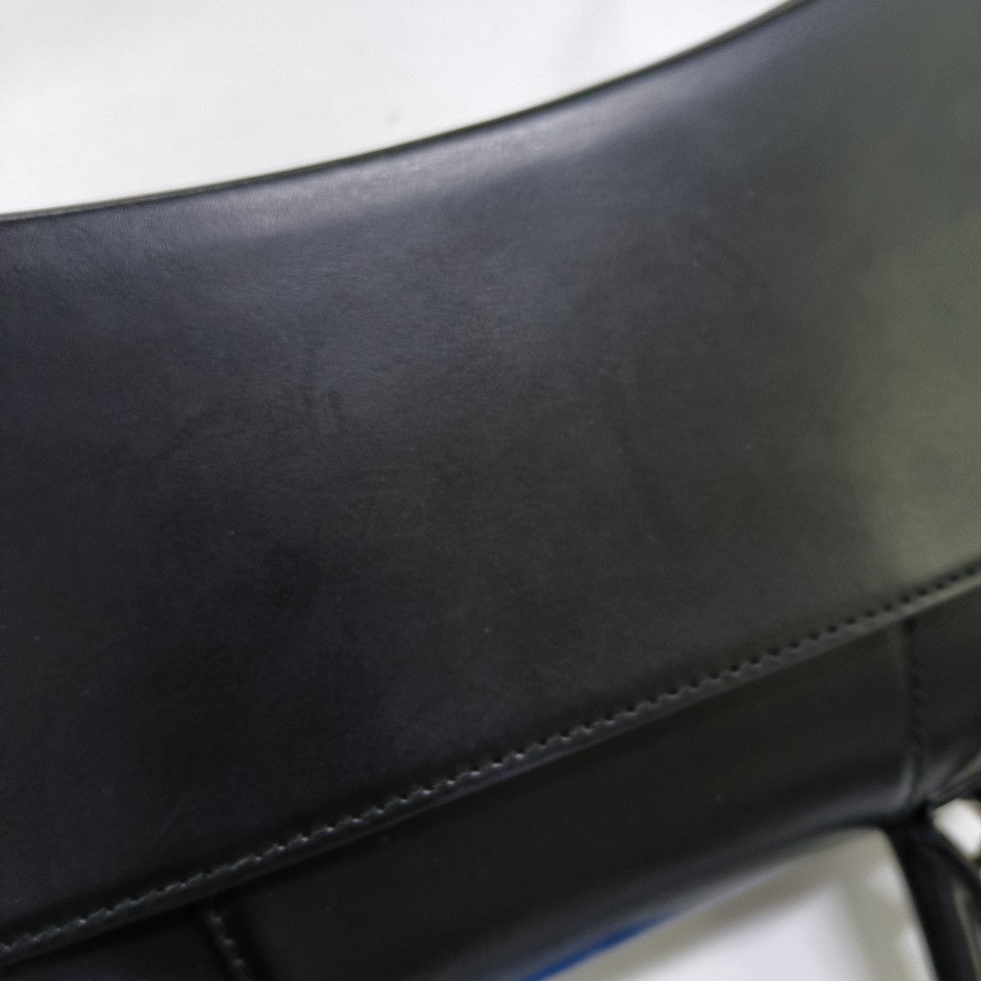 Hourglass S Calfskin Black