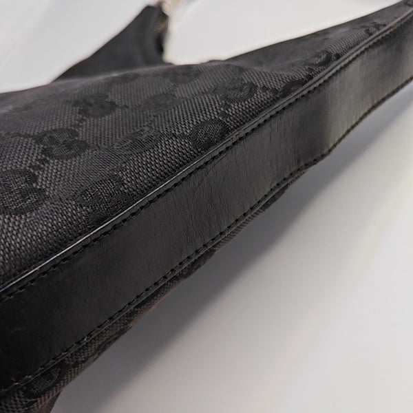 Monogram Canvas Black