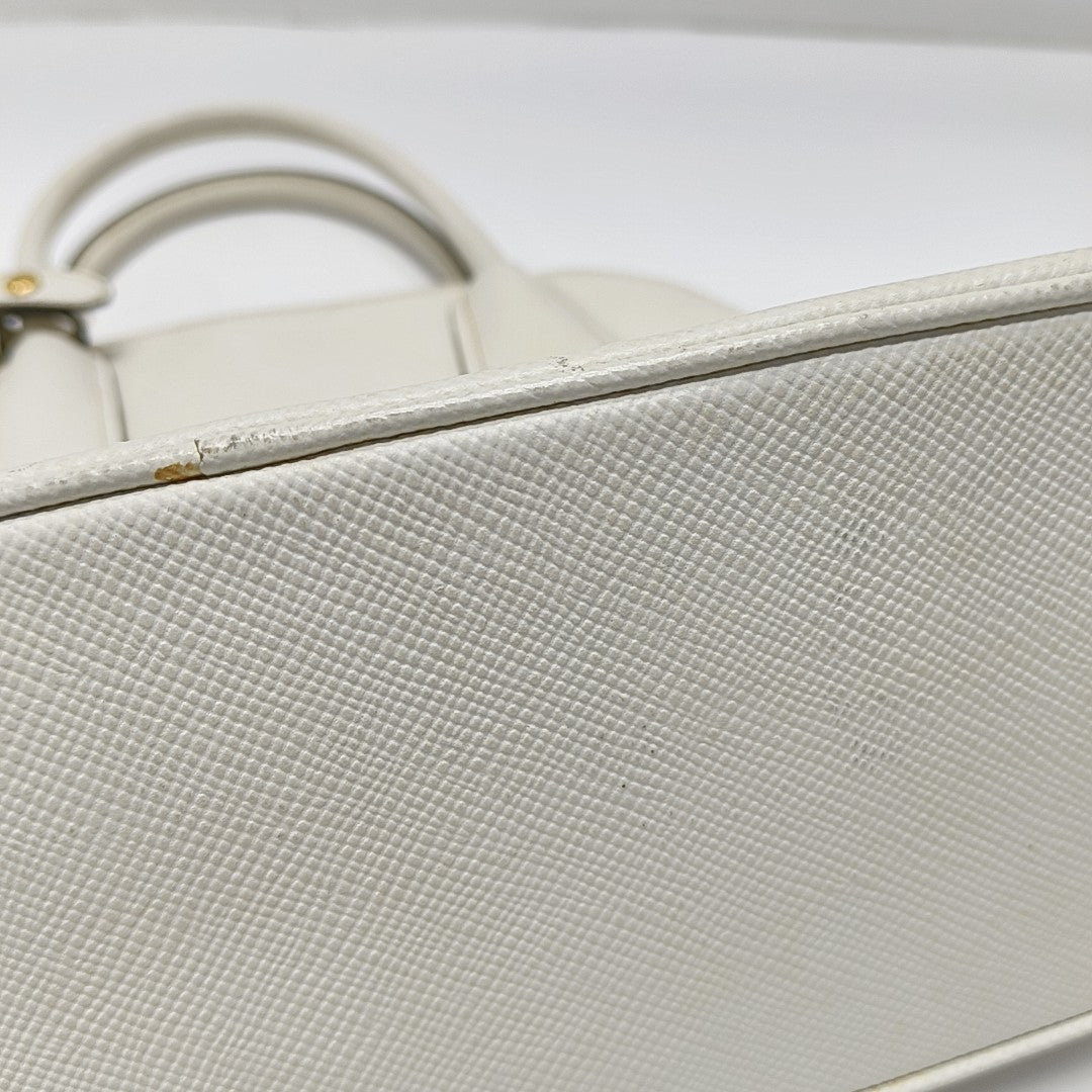 Promenade Saffiano Calfskin White