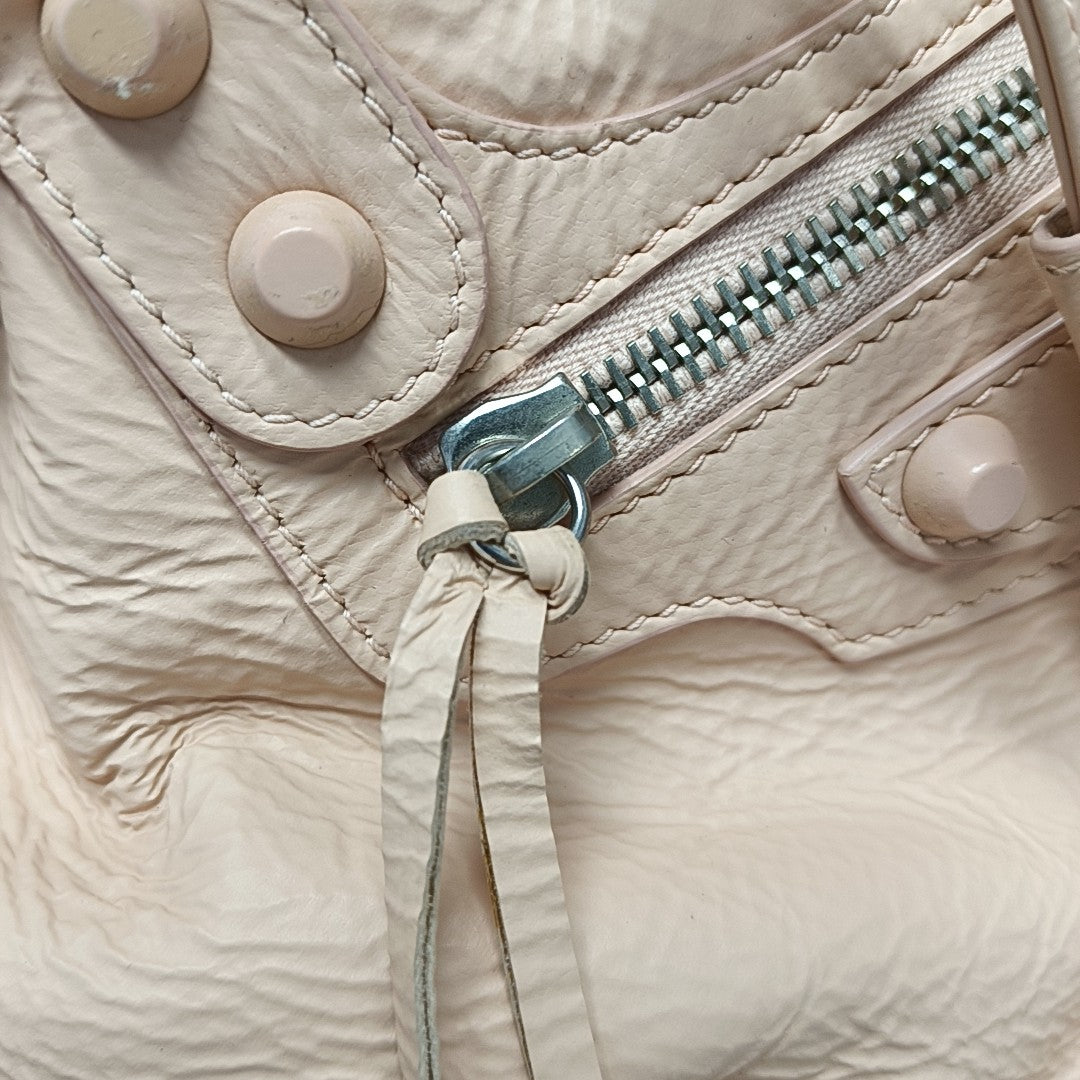 Pompon Bag Calfskin Pink