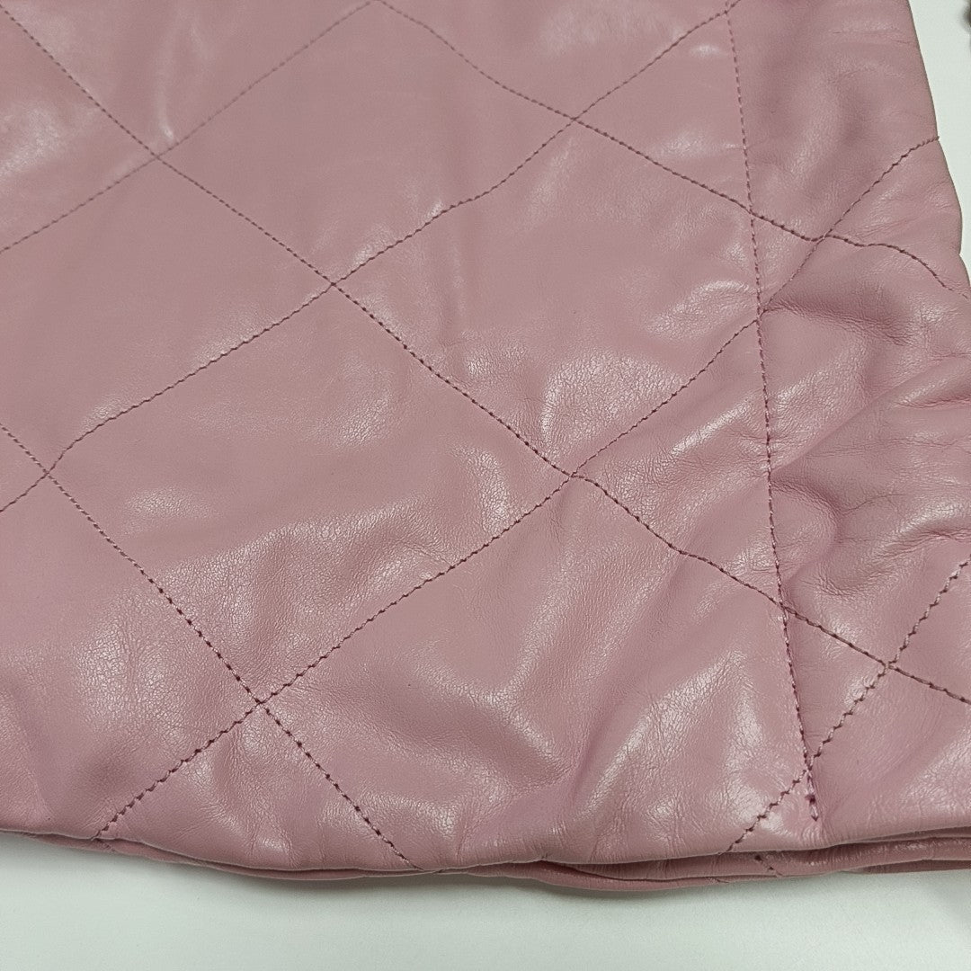 CHANEL 22 Small Quilted Calfskin Pink