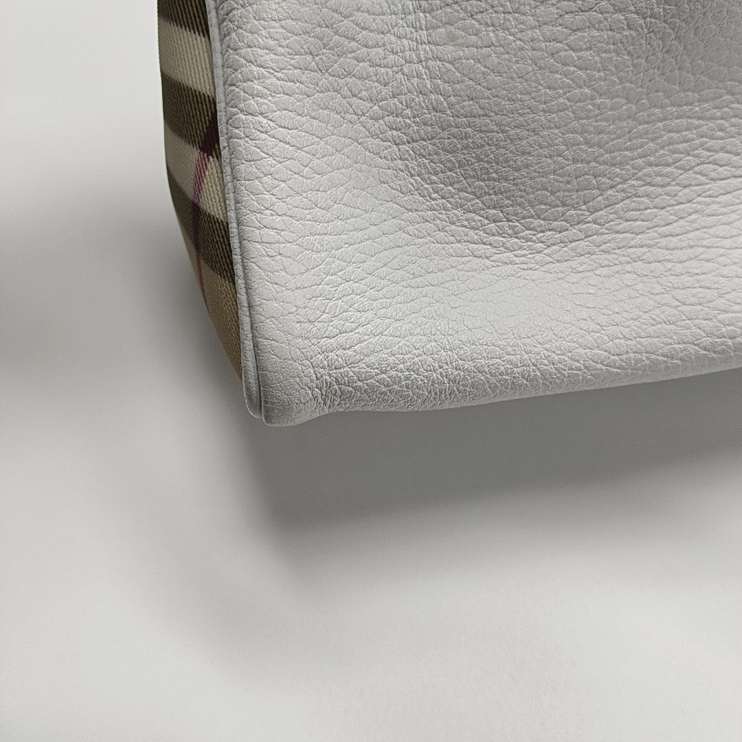 Leather Medium White