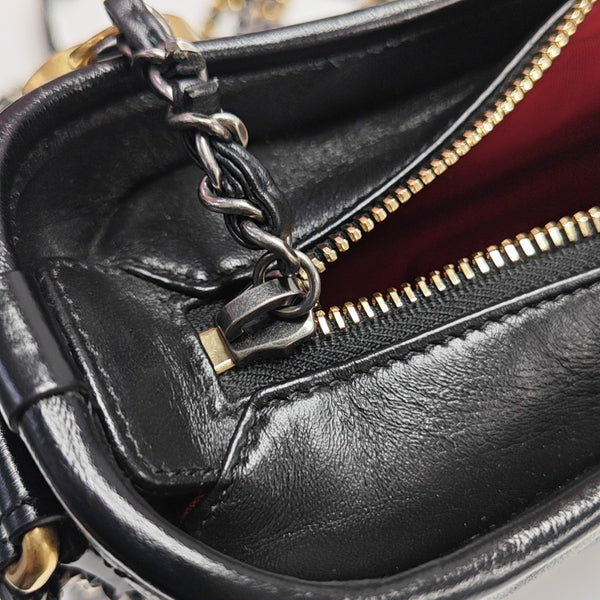 GABRIELLE Small Quilted Calfskin Black