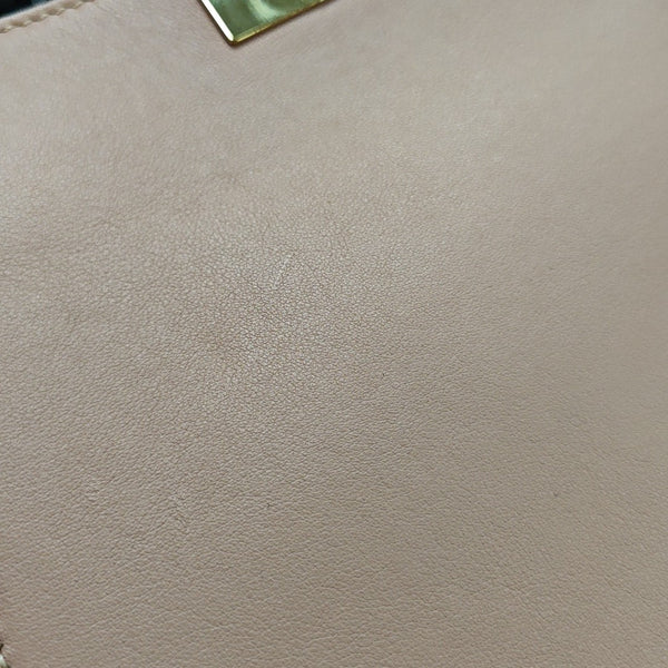 Peekaboo  Essential Medium Calfskin Pink