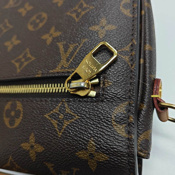 MÉTIS MM Monogram Coated Canvas Brown