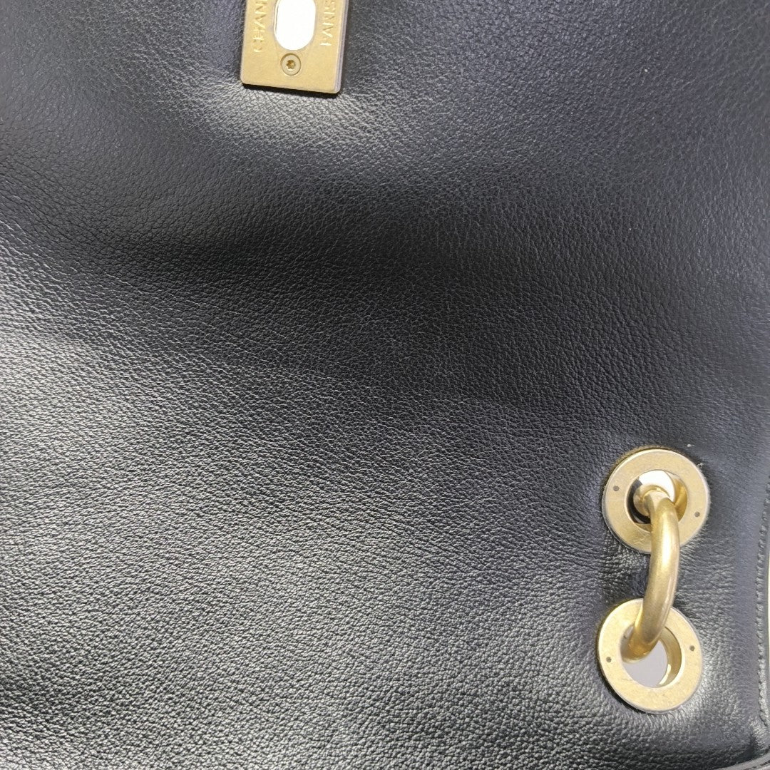 Quilted Calfskin Shoulder Bag Black