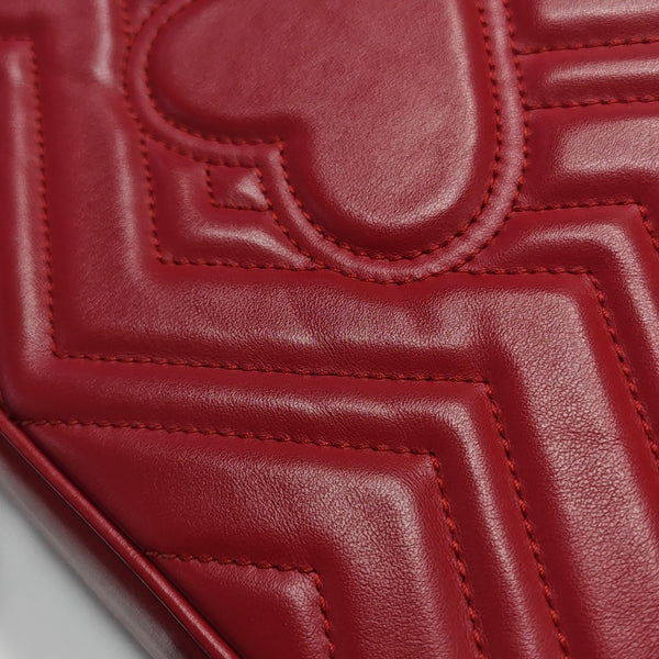 GG Marmont Medium Quilted Calfskin Red