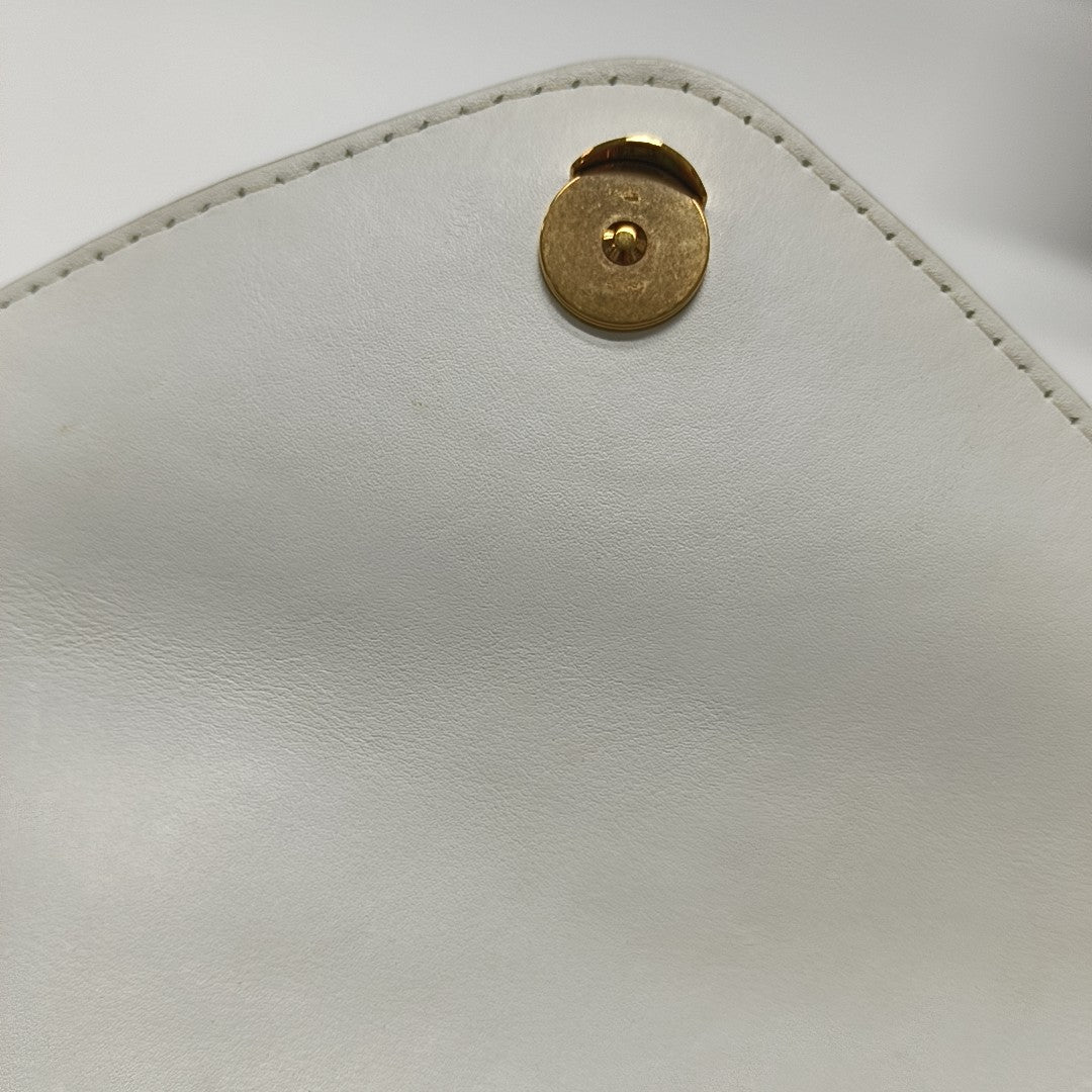 NEW WAVE Quilted Calfskin White
