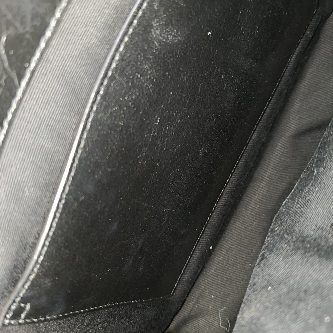 NIKI Medium Chevron Calfskin Black