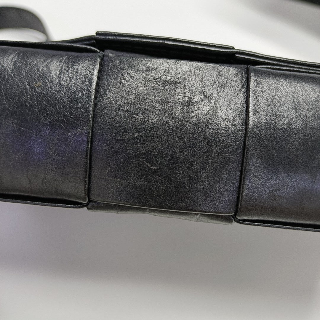 Cassette Medium Calfskin Black