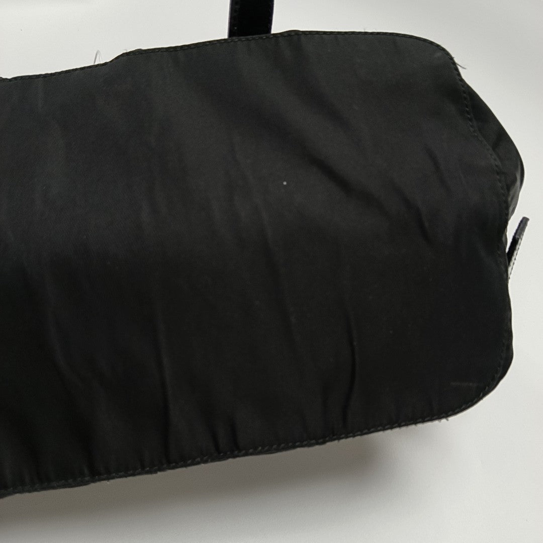 Re-Nylon Medium Nylon Black