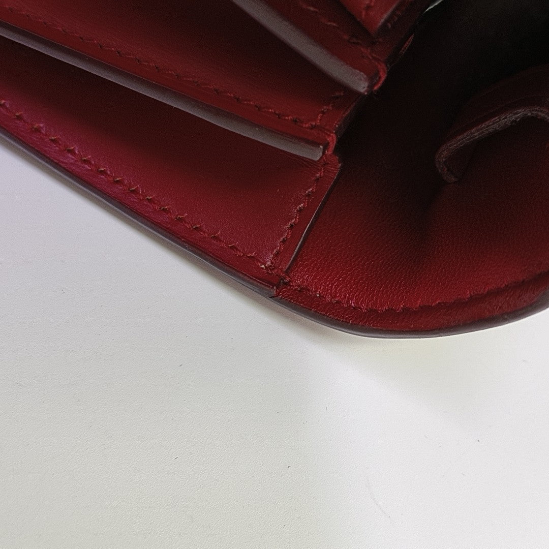 CLASSIC BOX Mini Calfskin Red