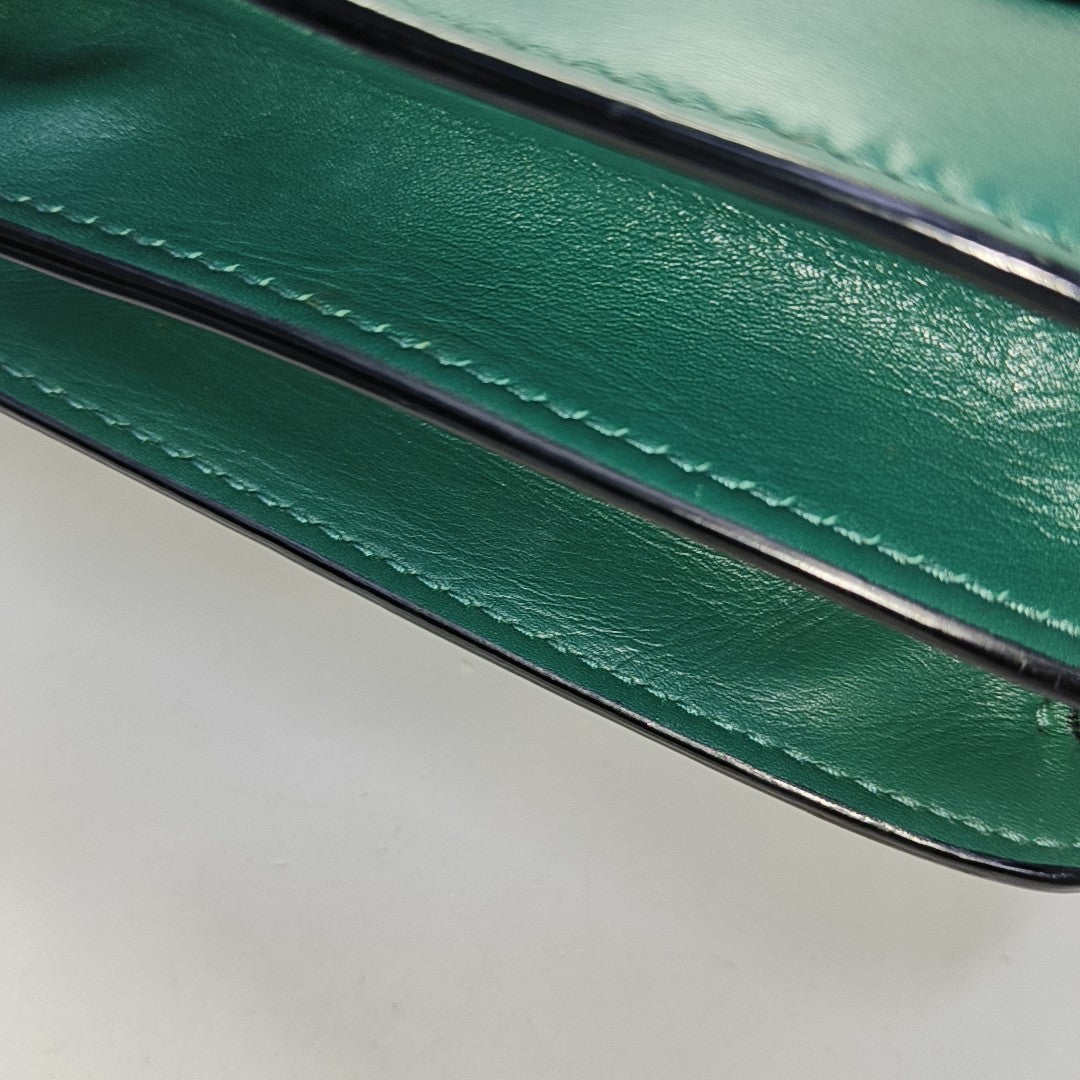 SERPENTI FOREVER Medium Calfskin Green