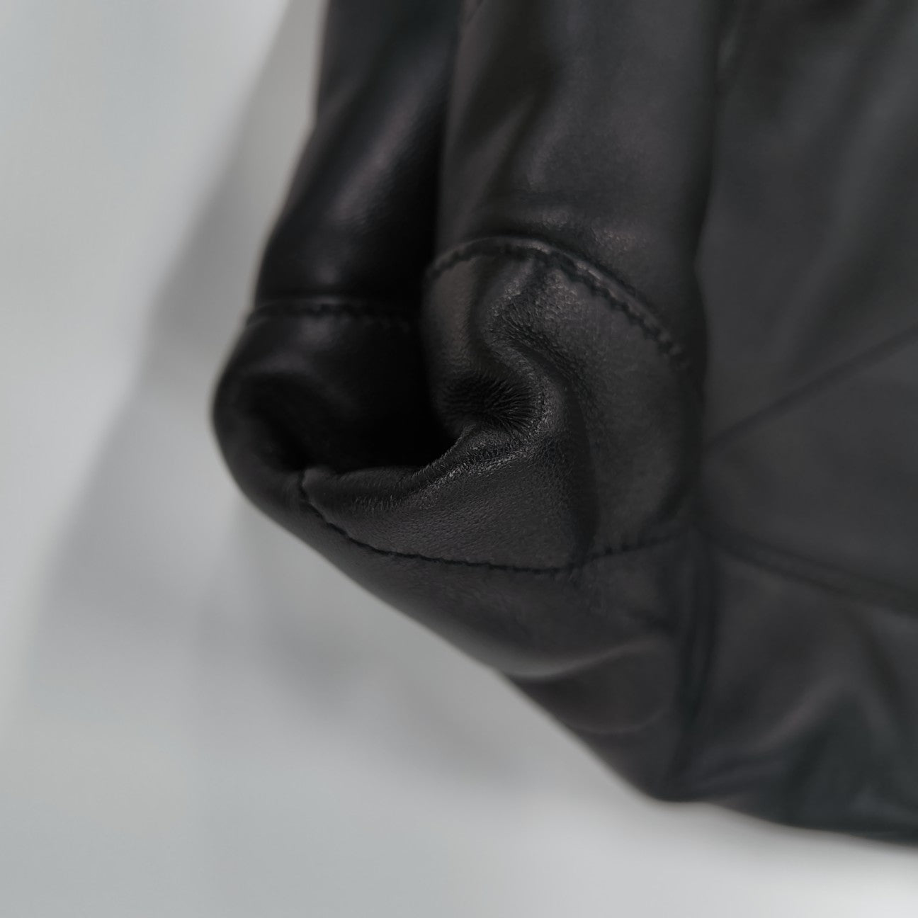 JAMIE POCHON Lambskin Black