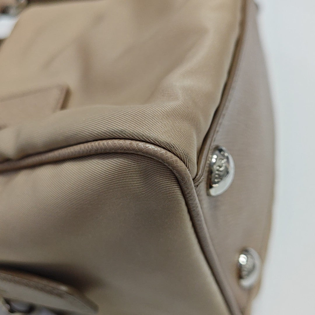 Re-Edition2005 Nylon Beige