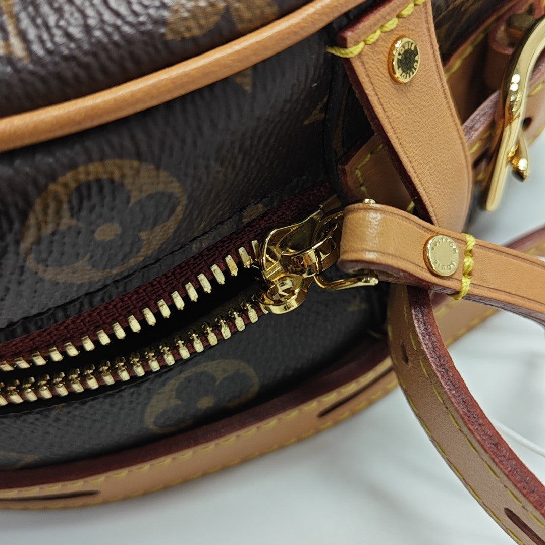 BOITE CHAPEAU MM Monogram Coated Canvas Brown