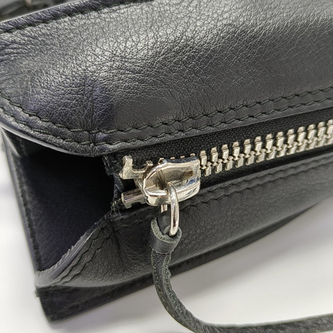 Papier Calfskin Black