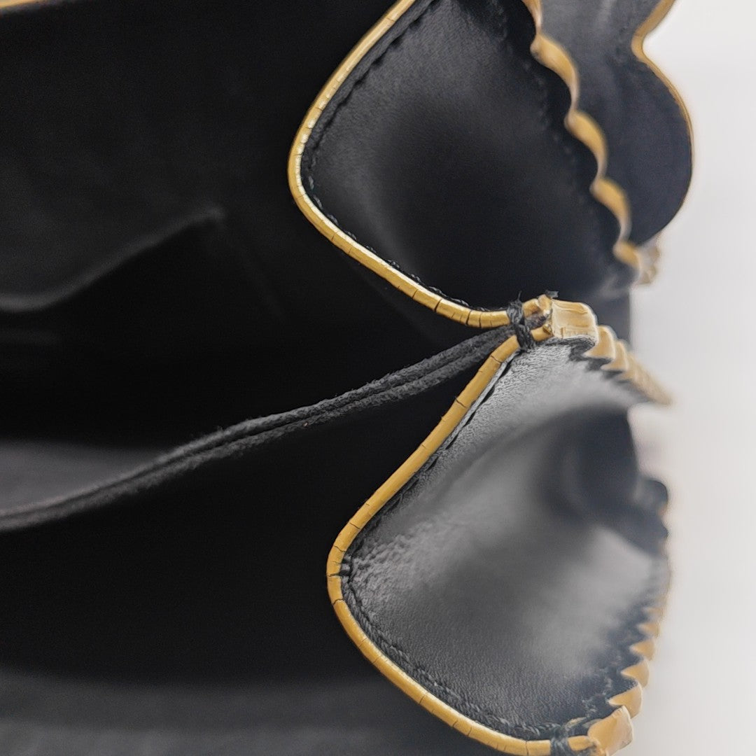Kan I Medium Calfskin Black